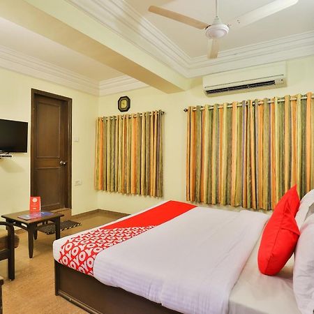 Oyo 17117 Hotel Rainbow Βαντοντάρα Εξωτερικό φωτογραφία