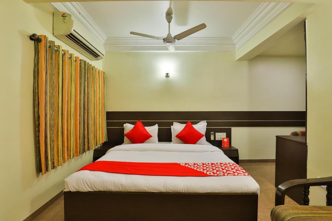 Oyo 17117 Hotel Rainbow Βαντοντάρα Εξωτερικό φωτογραφία