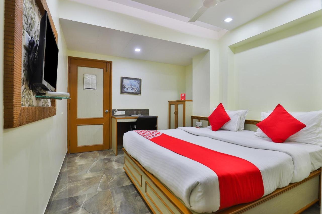 Oyo 17117 Hotel Rainbow Βαντοντάρα Εξωτερικό φωτογραφία