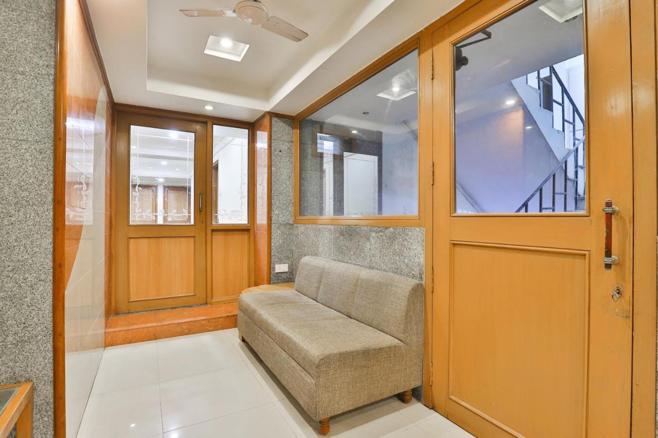 Oyo 17117 Hotel Rainbow Βαντοντάρα Εξωτερικό φωτογραφία