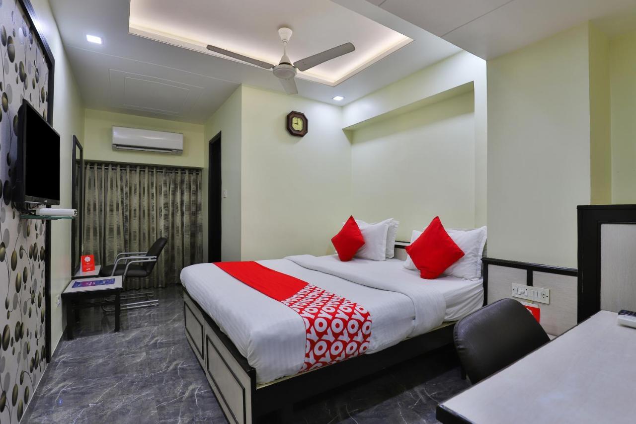 Oyo 17117 Hotel Rainbow Βαντοντάρα Εξωτερικό φωτογραφία