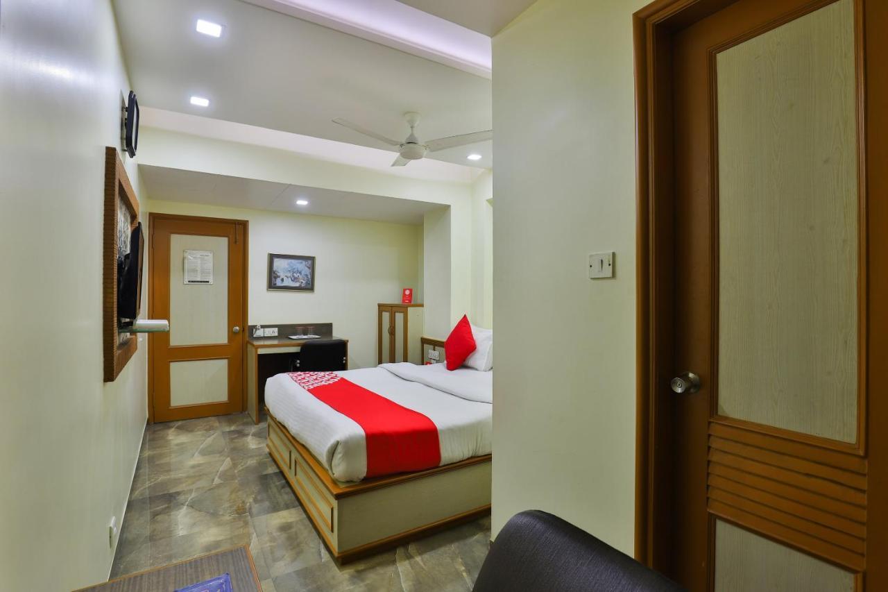 Oyo 17117 Hotel Rainbow Βαντοντάρα Εξωτερικό φωτογραφία