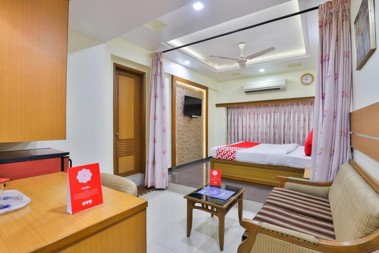Oyo 17117 Hotel Rainbow Βαντοντάρα Εξωτερικό φωτογραφία