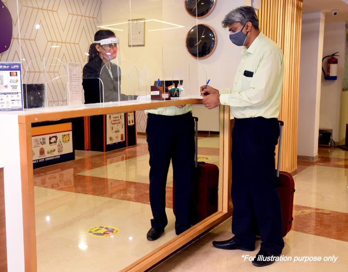 Oyo 17117 Hotel Rainbow Βαντοντάρα Εξωτερικό φωτογραφία